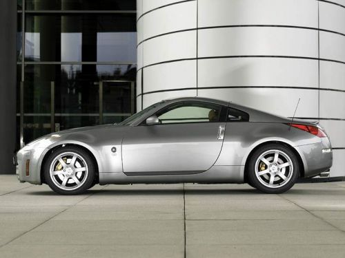 Nissan 350Z   2.jpg