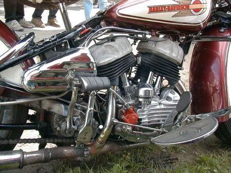 normal_harley_davidson_1[1].jpg